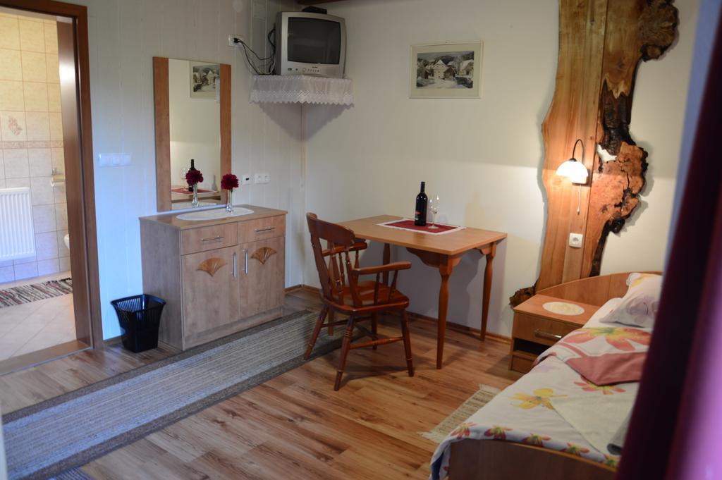 Apartmens And Rooms Sostar Cerkno Room photo